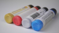 Kerzenmalfarbe Glitzer in verschiedenen Farben Kerzenmalfarbe Glitzer in verschiedenen Farben